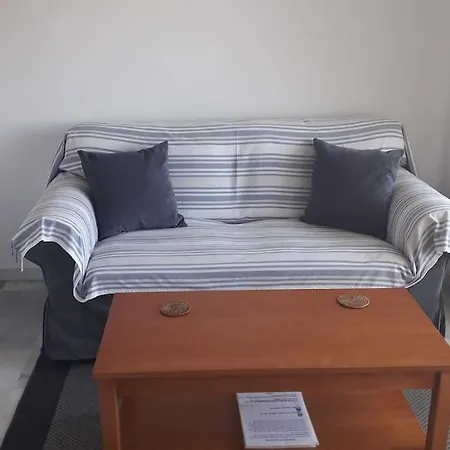 Exceptional One Bedroomed Apartment *